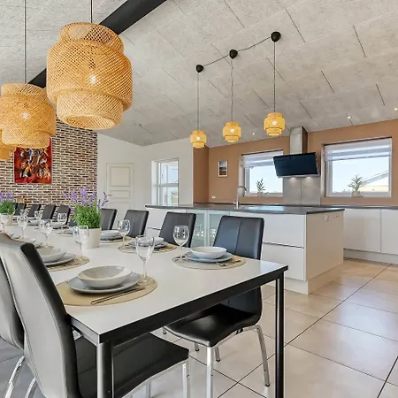 Big House In Vrist With Pool & Activities - Sj500 بيت للعطل *