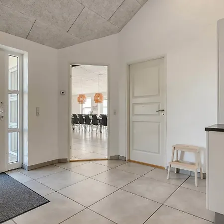 Big House In Vrist With Pool & Activities - Sj500 Harboor